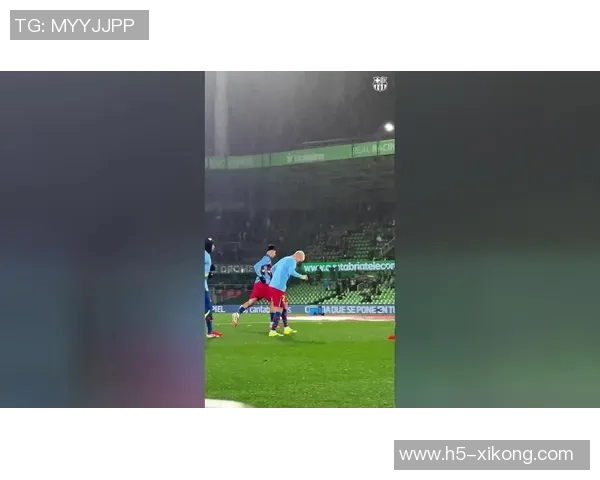 德罗因身体不适缺席训练将缺席巴萨国王杯比赛