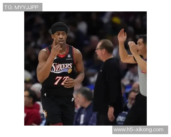 关键时刻不畏挑战埃奇库姆17投6中斩获17分8板9助攻表现出色