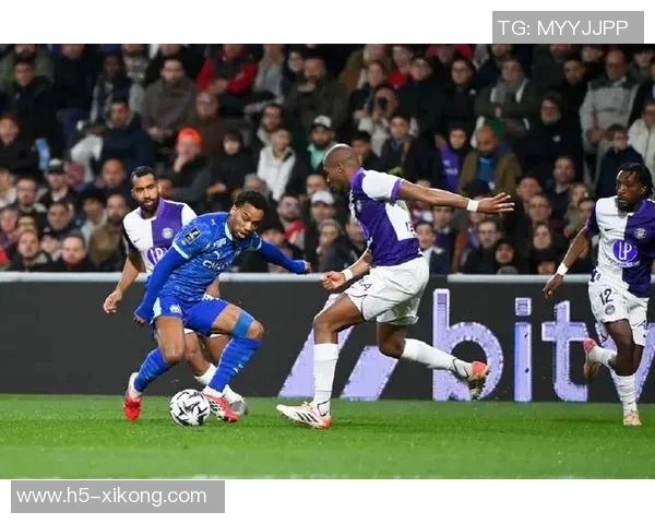 多特蒙德计划今夏免签耶诺德后卫昆滕廷伯加强防线深度